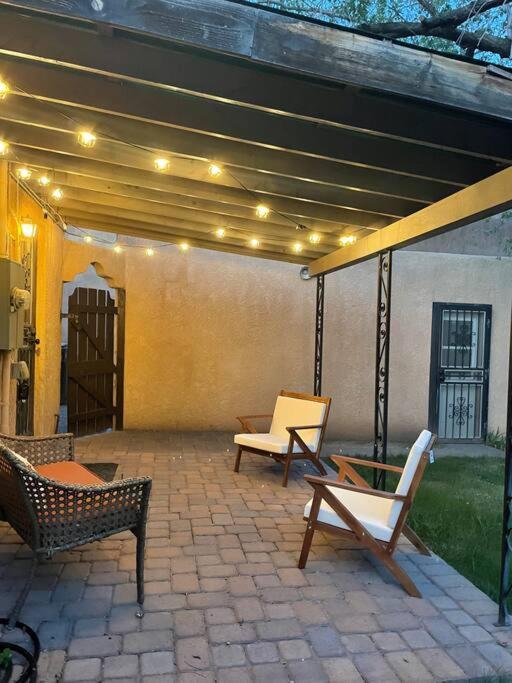 Vintage Charm Vacation With Modern Comforts Near Old Town Hébergement de vacances Albuquerque